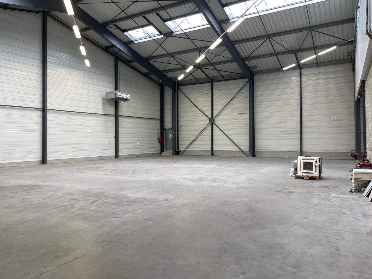 Local d'activité Cormeilles-en-Parisis 5540m² Location local d'activité Cormeilles-en-Parisis Val-d'Oise OLACT2424489 9